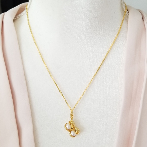 Peanut 18k Gold Plated & Peal Necklace - Picture 6 of 7